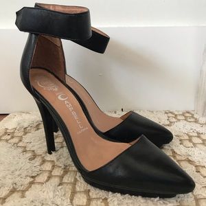 NEW Jeffrey Campbell Ibiza Black Leather Heel / 9